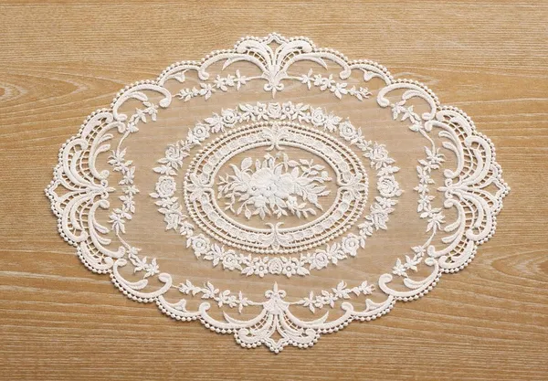 Мереживна сервірувальна серветка 29*41 см Lace Bouquet, колір - молочний білий (445-272)