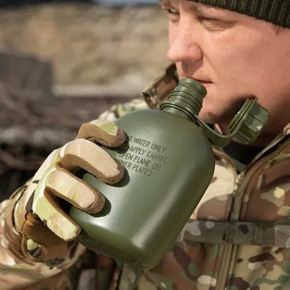 Фляга пластикова для води M-Tac 1 л. Олива — фото 5