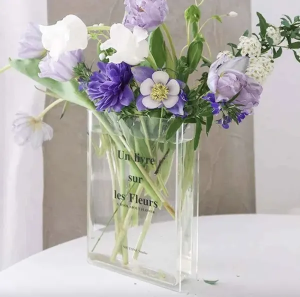 Ваза книга для квітів прозора з акрилу "Un livre sur les Fleurs" — фото 3