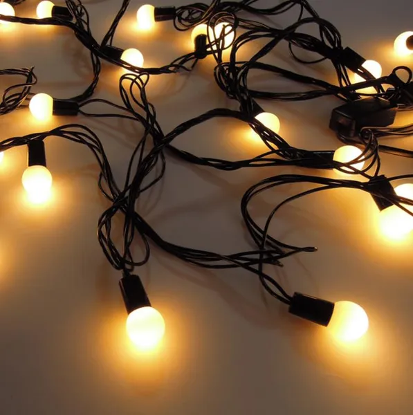 Гірлянда на 10 м., 200 LED діодів кульок 10 мм, дріт гнучкий чорний, світіння Біле тепле від 220В, 8 режимів роботи (На ялинку, штору, вікно, стіну) — фото 3