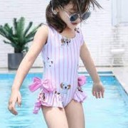 Плаваючий одяг для дівчат