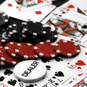 Покерні набори та чіпси для покеру