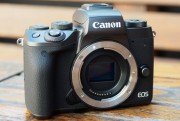 Canon EOS M5 body