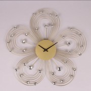 Часы металлические с стразами D-47 см. Flora 8748
