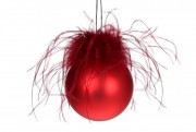 Елочный шар Bon с матовым покрытием и декором из перьев, 8см, цвет - красный NY15-433