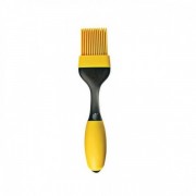 Щеточка силиконовая Maestro комбинированная ручка желтый