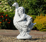 Садова фігура Хлопчик на гусі Present 38х28х59 см ССП12003 Сірий
