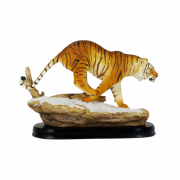 Статуетка Present Тигр на скелі 19*10*24 SM00597