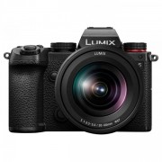  Цифровий фотоапарат Panasonic Lumix DC-S5 kit (20-60mm)