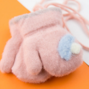 Перчатки для малышей с мехом на веревочке с грибочком (арт. 22-25-53) XS розовый