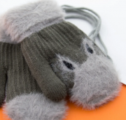 Перчатки для малышей зимние на веревочке с зайками (арт. 22-7-35) XS серый