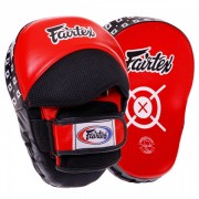 Лапа Вигнута для боксу та єдиноборств FAIRTEX (BO-3362)