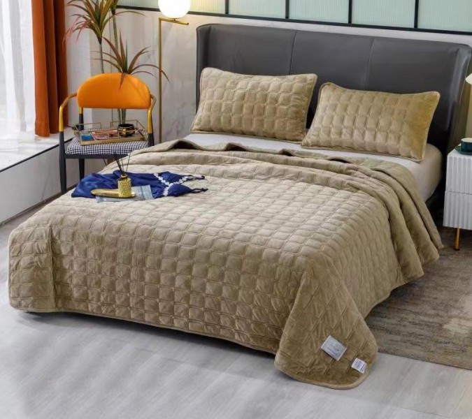 Покрывало Cotton home 220х240 горчичная микрофибра с напылением арт. СН-1249-40-10