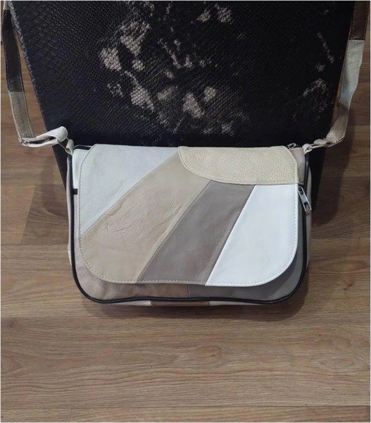 Шкіряна сумочка жіноча в смужку з клапаном та ремінцем 28*22 см натур. шкіра Den-03/05-5 Варіант 5