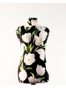 Манекен Hoz Вика 42 дизайнерский в весеннем чехле с белыми тюльпанами MN-1909