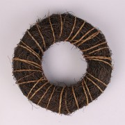 Венок из лозы Flora коричневый 40 см. 38723