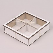 Коробка белая Flora с прозрачной крышкой квадратная на 4 отделения 33260