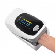 Пульсоксиметр на палец для изменения пульса и сатурации крови C101A3